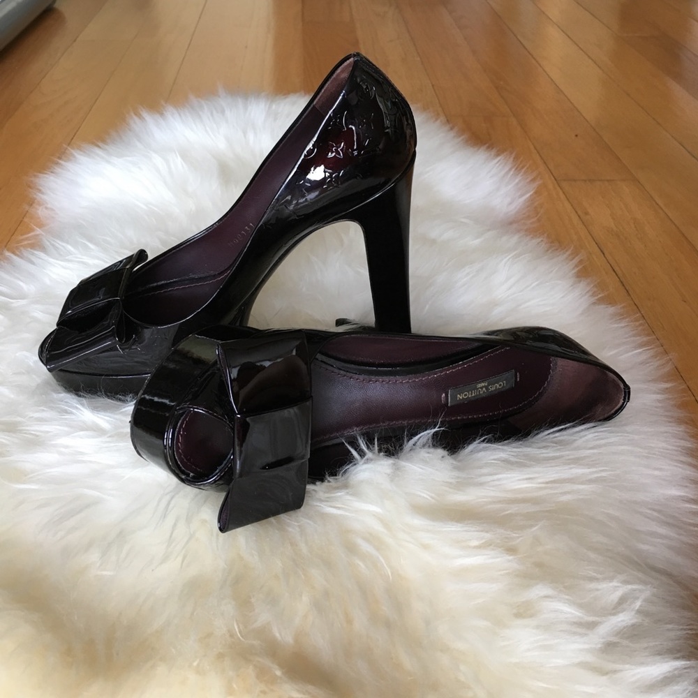 Louis Vuitton Patent Platform Pumps in Burgundy - Picture 2 of 5